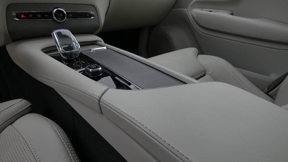 Volvo XC90 SUV / Terénní 2,0 l 173 kw