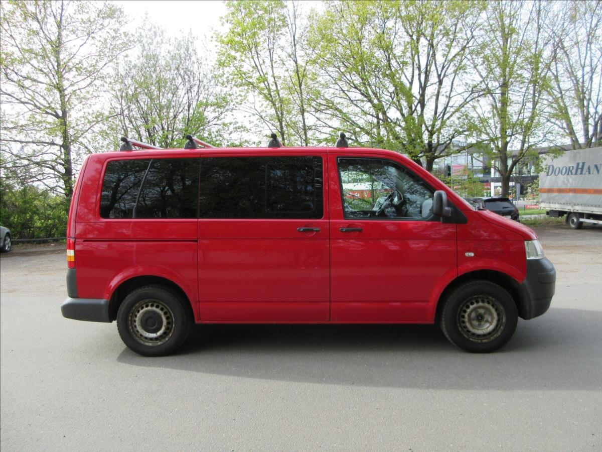 Volkswagen Transporter Ostatní 2,5 l 96 kw