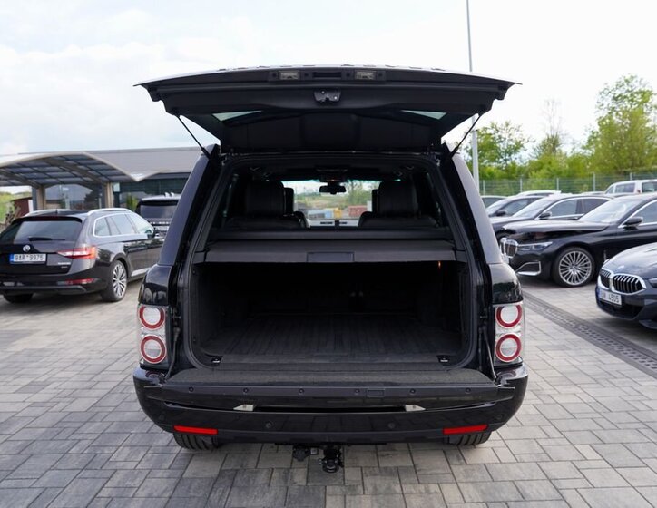 Land Rover Range Rover SUV / Terénní 4,4 l 230 kw