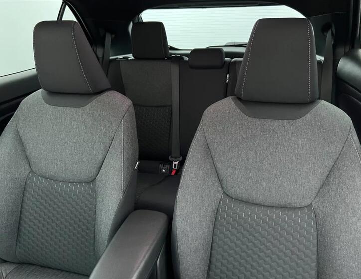 Toyota Yaris Cross 9