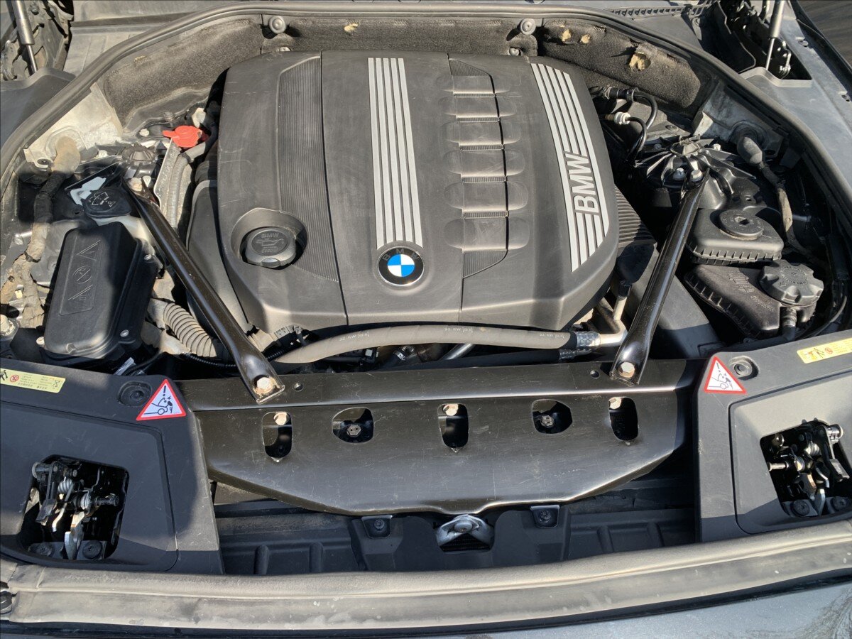 BMW Řada 5 Liftback 3,0 l 180 kw