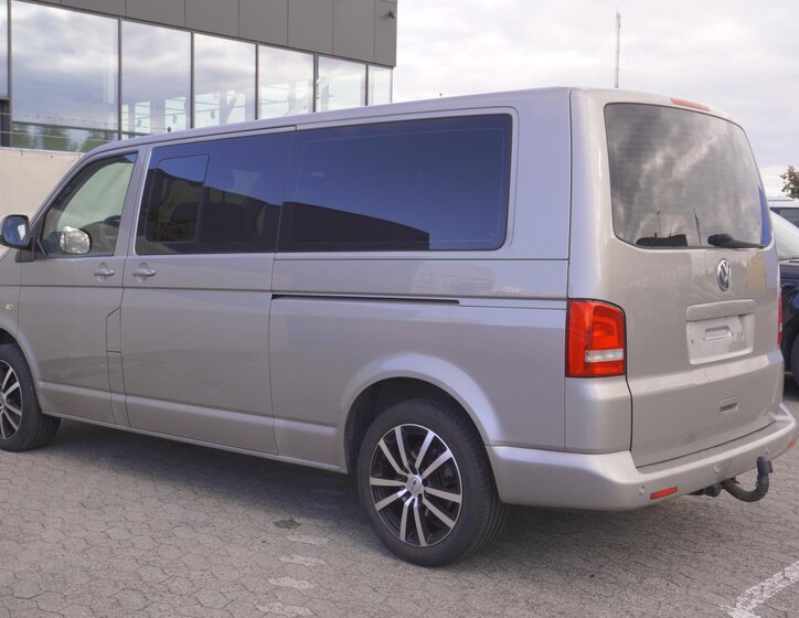 Volkswagen Caravelle 6