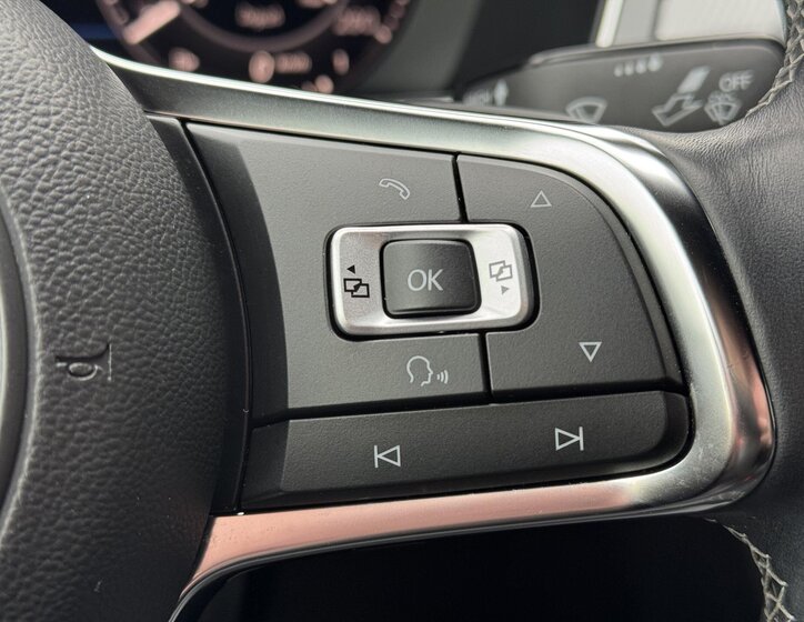 Volkswagen Arteon Liftback 2,0 l 176 kw