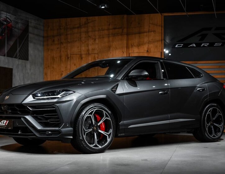 Lamborghini Urus 1