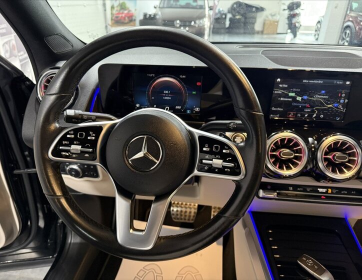 Mercedes-Benz GLB SUV / Terénní 2,0 l 110 kw