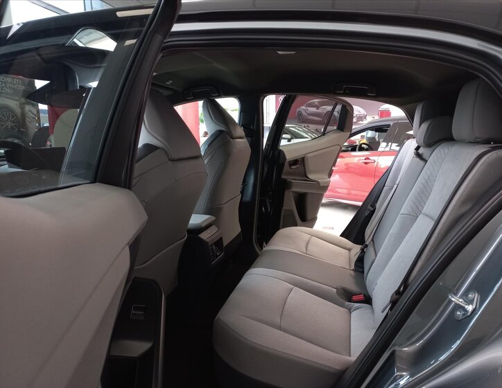 Toyota C-HR CUV / Crossover 0,0 252 kw