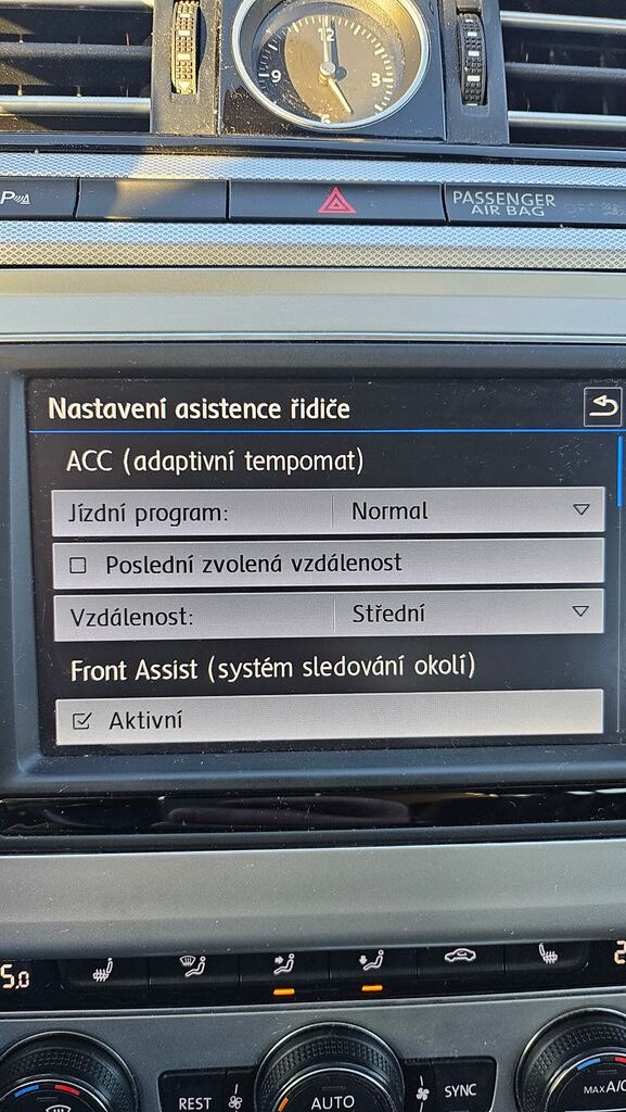 Volkswagen Passat Kombi 1,6 l 88 kw