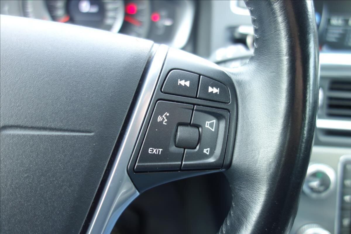 Volvo V60 Kombi 2,0 l 133 kw