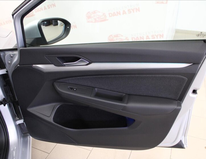 Volkswagen Golf Kombi 1,5 l 110 kw