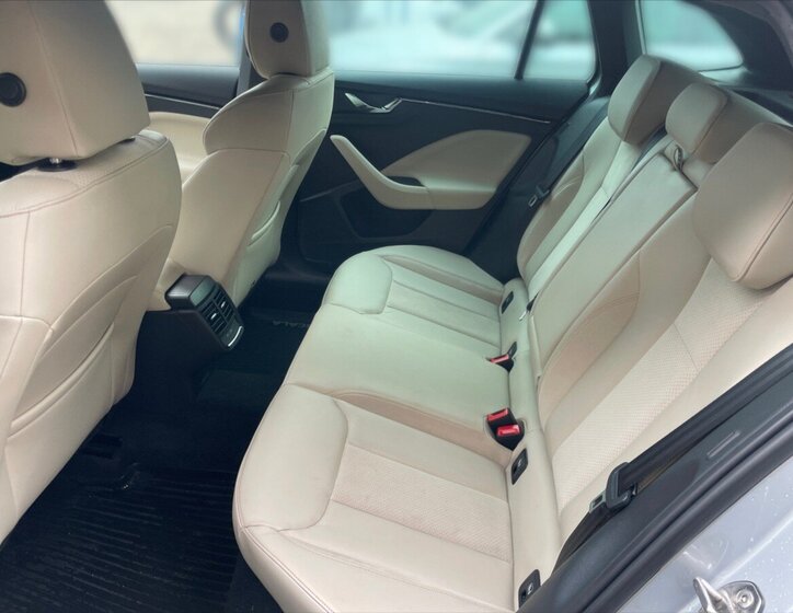 Škoda Scala Hatchback 1,5 l 110 kw