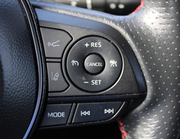 Toyota Corolla Kombi 2,0 l 112 kw