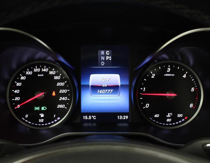 Mercedes-Benz Třídy V 25