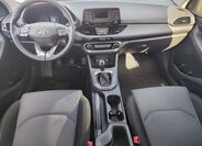 Hyundai i30 12