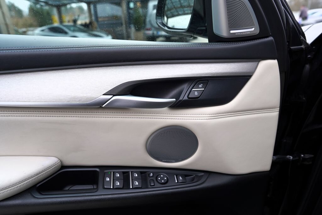 BMW X6 SUV / Terénní 3,0 l 280 kw