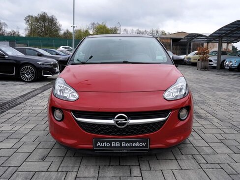 Opel Adam Hatchback 1,4 l 64 kw