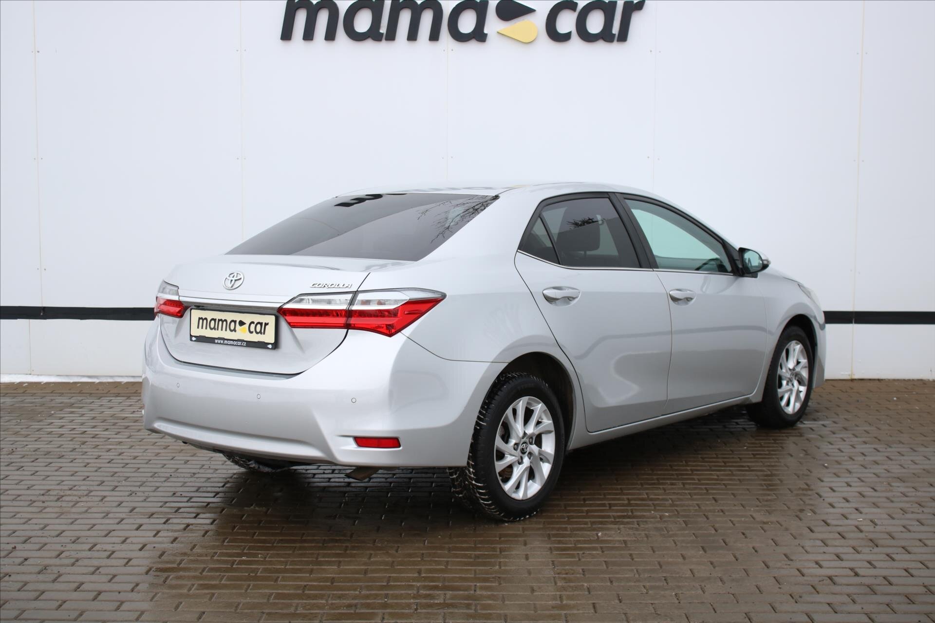 Toyota Corolla Sedan 1,6 l 97 kw