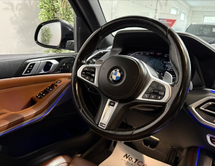 BMW X5 SUV 3,0 l 245 kw