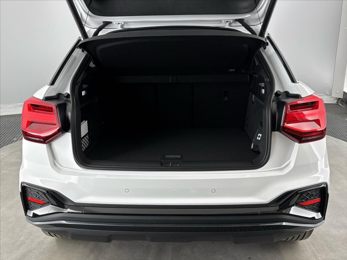 Audi Q2 SUV / Terénní 1,5 l 110 kw