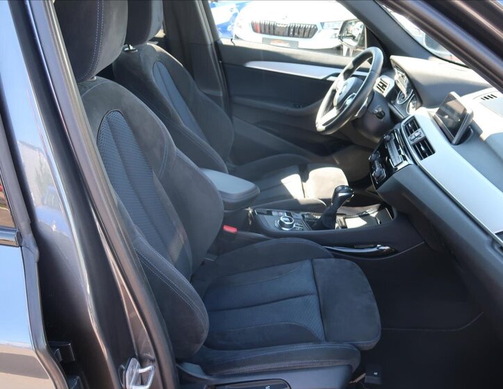 BMW X1 SUV / Terénní 2,0 l 140 kw