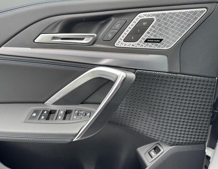 BMW X1 SUV / Terénní 1,0 200 kw