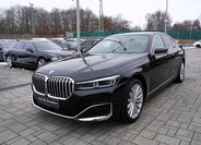 BMW Řada 7 Sedan 3,0 l 210 kw