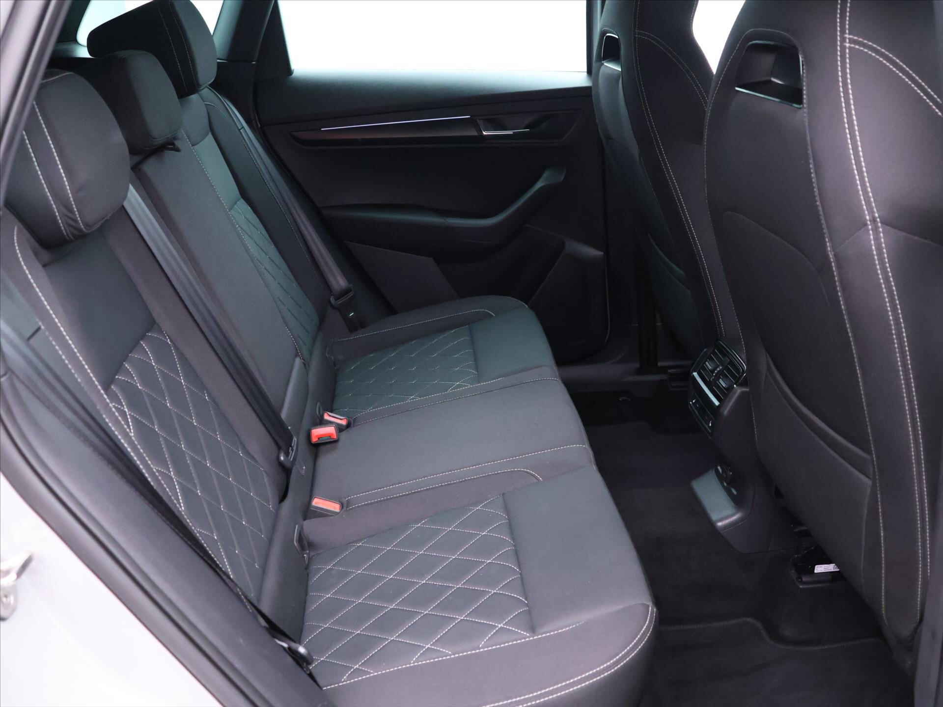 Škoda Karoq SUV / Terénní 2,0 l 110 kw