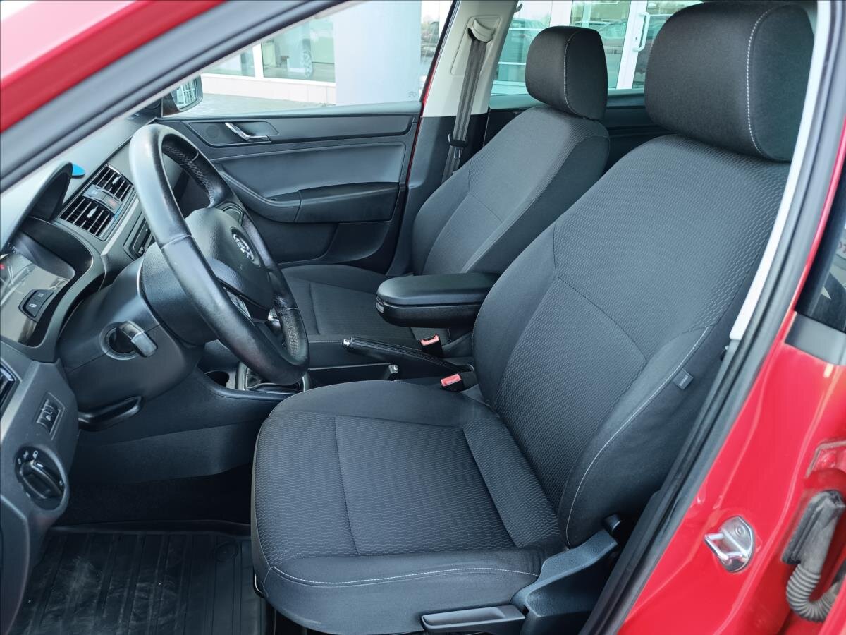 Škoda Rapid Liftback 1,2 l 63 kw