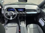 Mercedes-Benz EQB 16