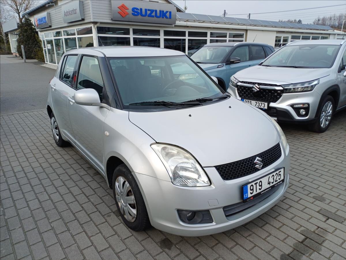 Suzuki Swift Hatchback 1,3 l 66 kw