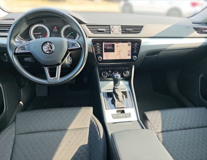 Škoda Superb Liftback 2,0 l 110 kw