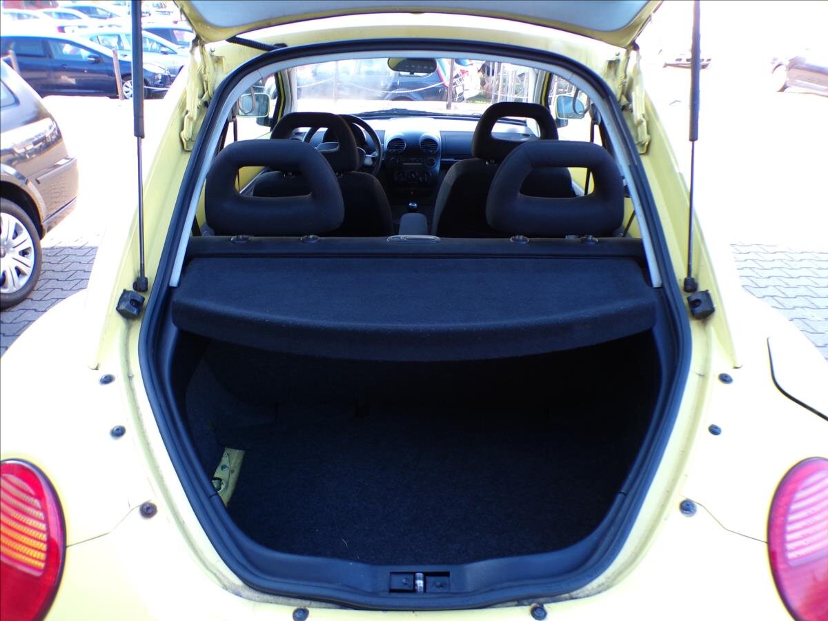 Volkswagen New Beetle Hatchback 2,0 l 85 kw
