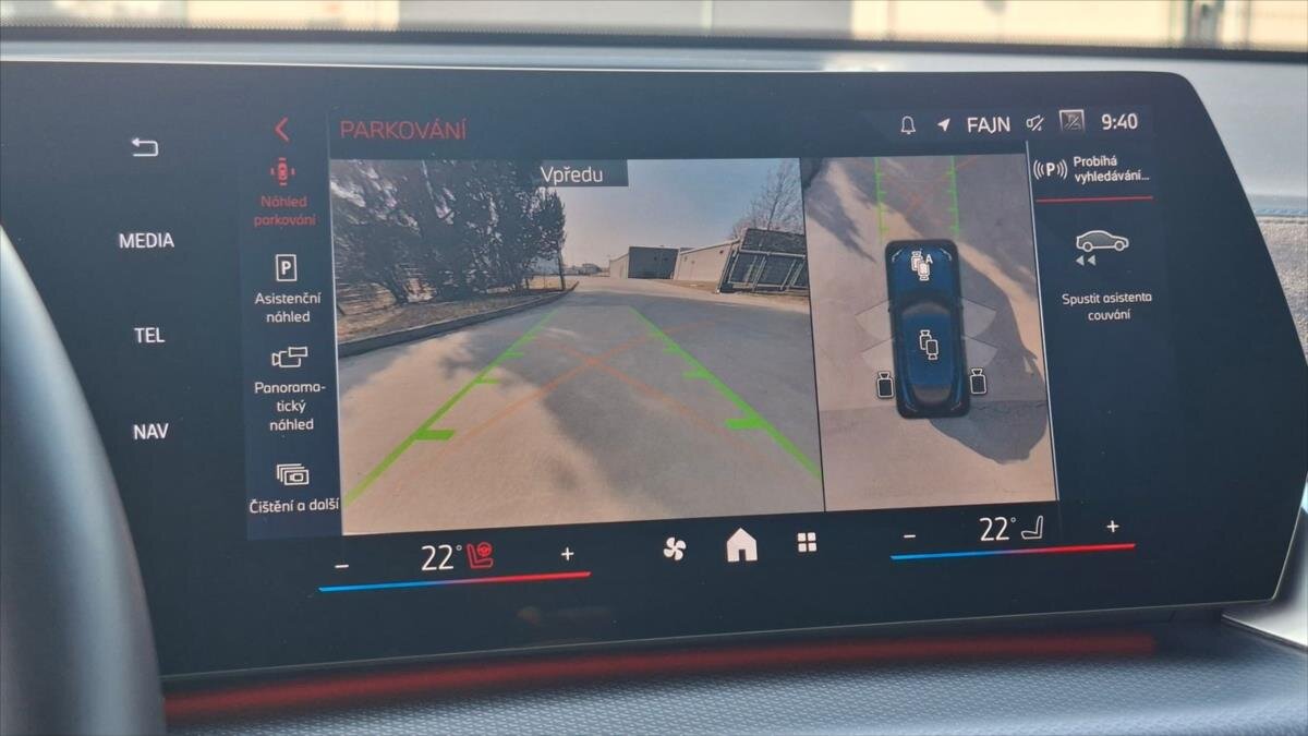 BMW X2 SUV / Terénní 2,0 l 221 kw