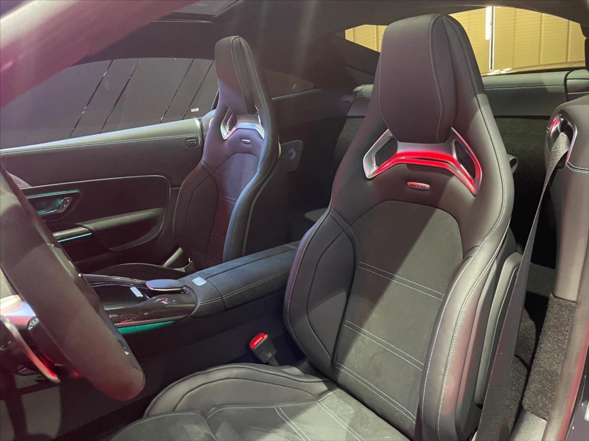 Mercedes-Benz AMG GT Kupé 4,0 l 450 kw