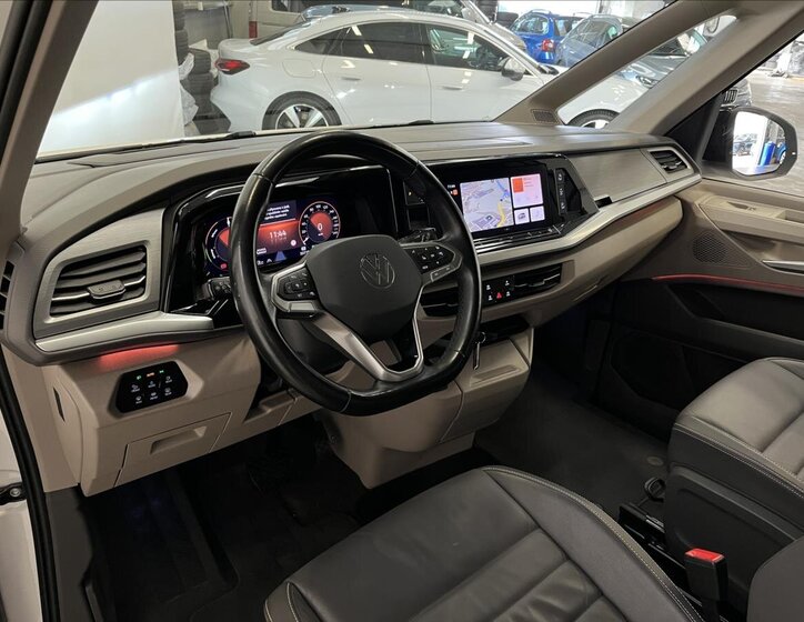 Volkswagen Multivan 6