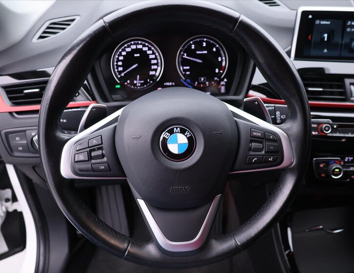 BMW X1 21