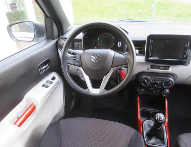 Suzuki Ignis 8