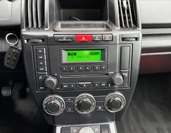 Land Rover Freelander SUV 2,2 l 110 kw