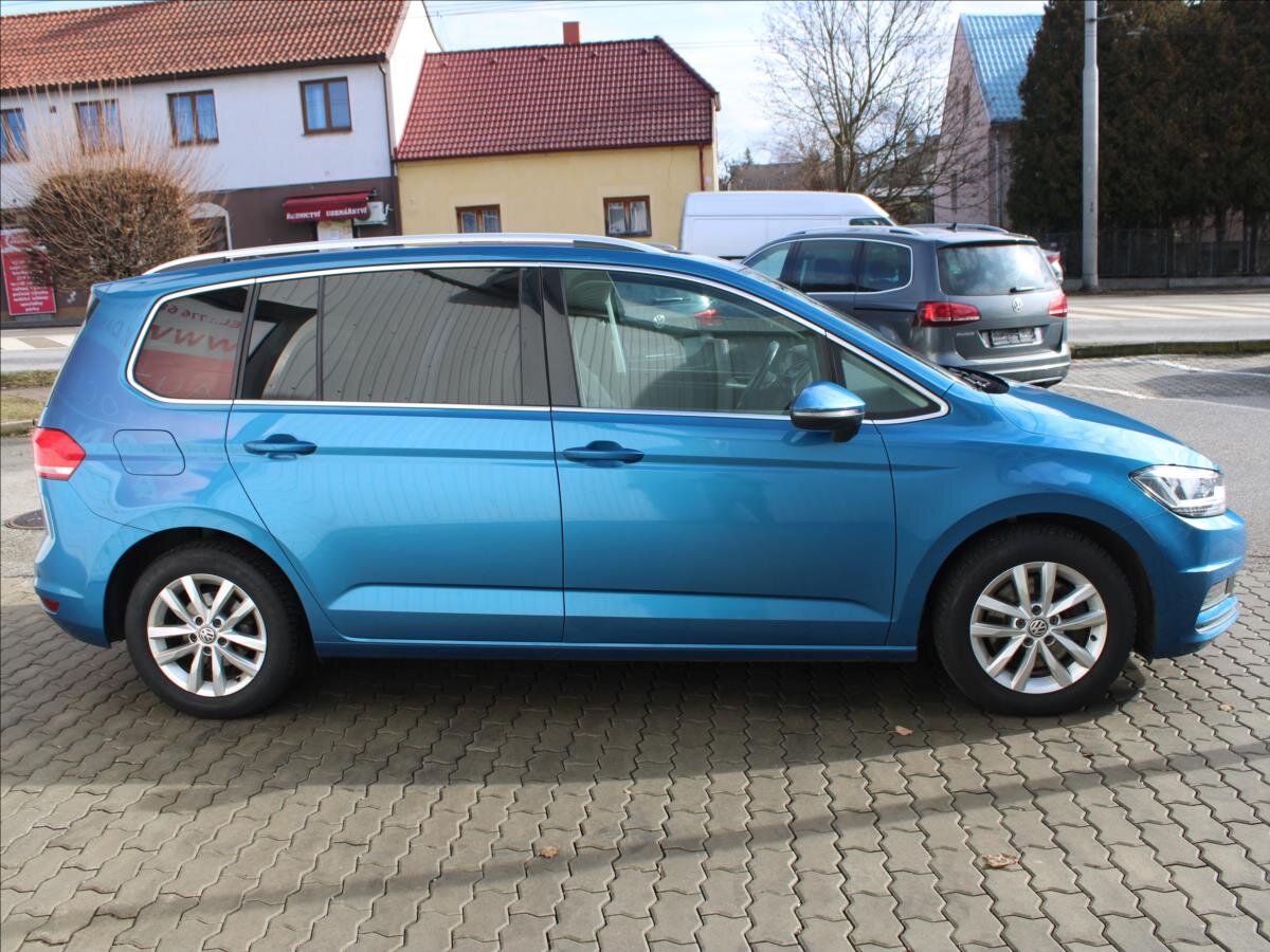 Volkswagen Touran SUV 1,4 l 110 kw
