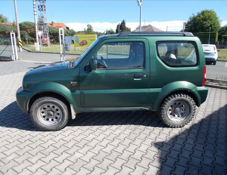 Suzuki Jimny 4