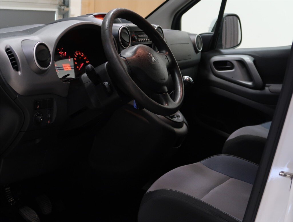 Peugeot Partner Tepee Kombi 1,6 l 55 kw