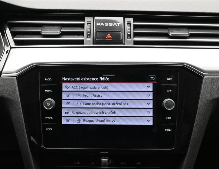 Volkswagen Passat Kombi 2,0 l 90 kw