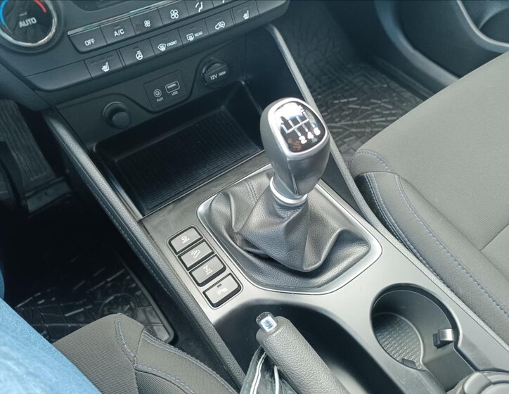 Hyundai Tucson SUV / Terénní 2,0 l 100 kw