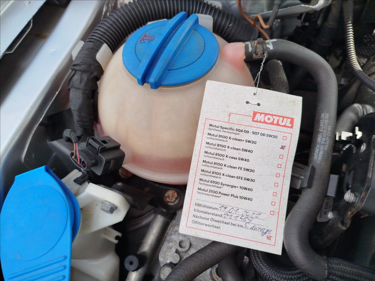 Volkswagen Passat Kombi 2,0 l 103 kw