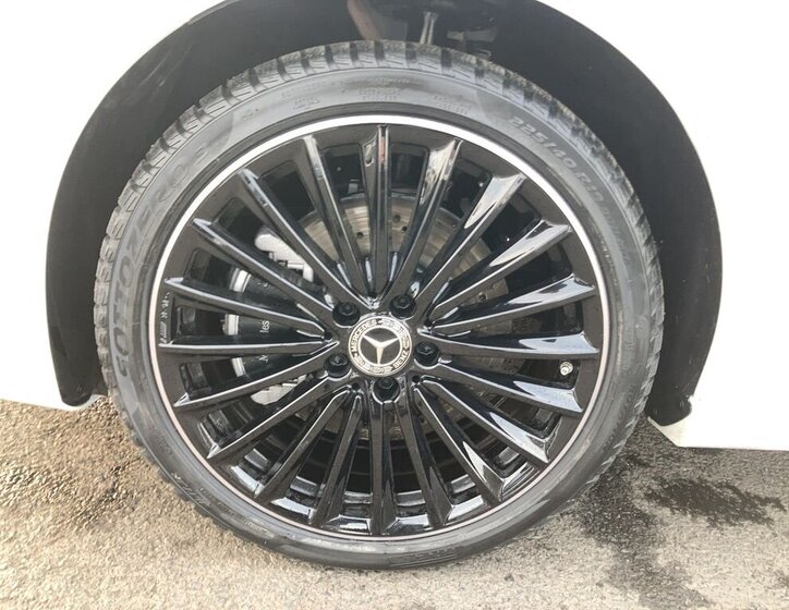 Mercedes-Benz CLA Kombi 1,3 l 120 kw