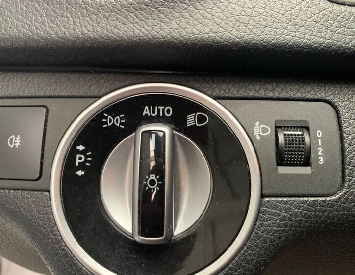 Mercedes-Benz Třídy C 8