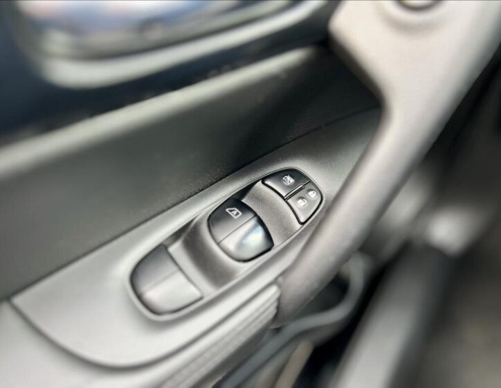 Nissan X-Trail SUV / Terénní 1,7 l 110 kw