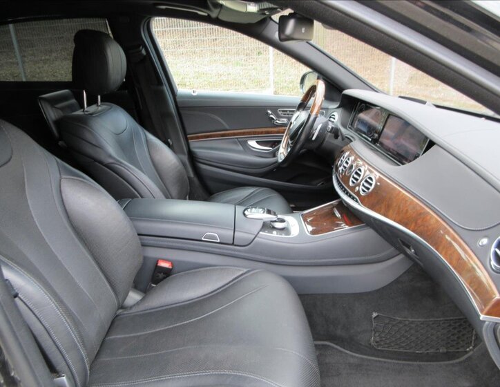 Mercedes-Benz Třídy S Sedan / Limuzína 3,0 l 190 kw