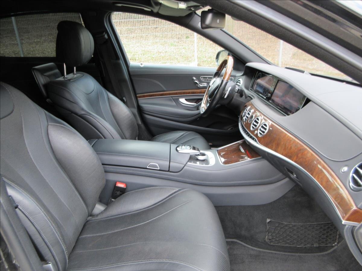 Mercedes-Benz Třídy S Sedan / Limuzína 3,0 l 190 kw