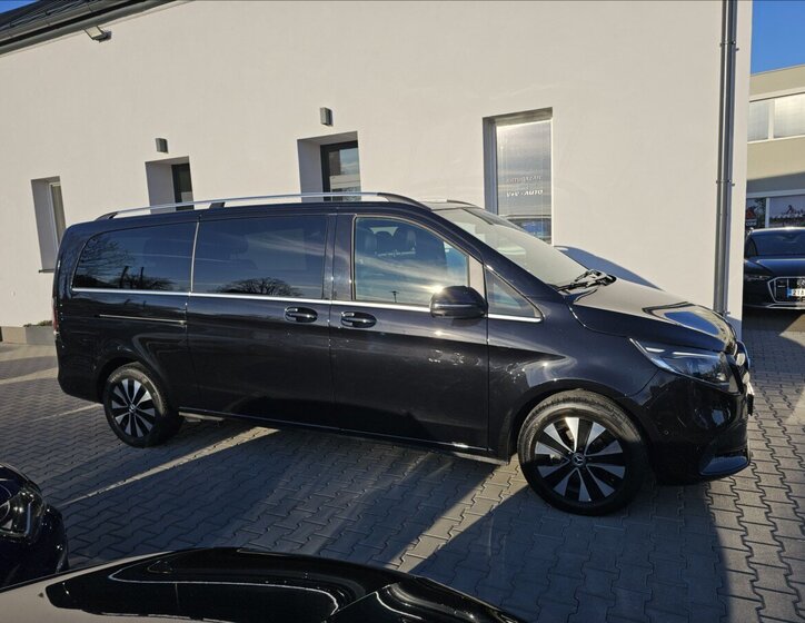 Mercedes-Benz Třídy V Kombi 2,0 l 174 kw
