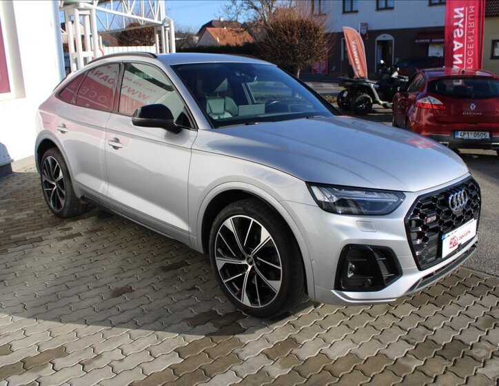 Audi SQ5 2